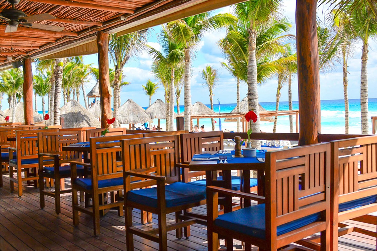 Deck HOTEL NYX CANCUN Cancun Deck HOTEL NYX CANCUN Cancun