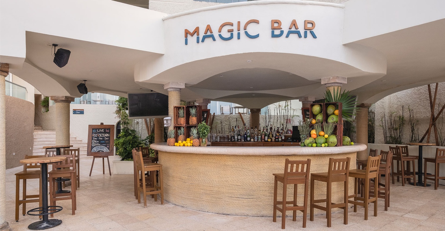 Magic bar HOTEL NYX CANCUN Cancun