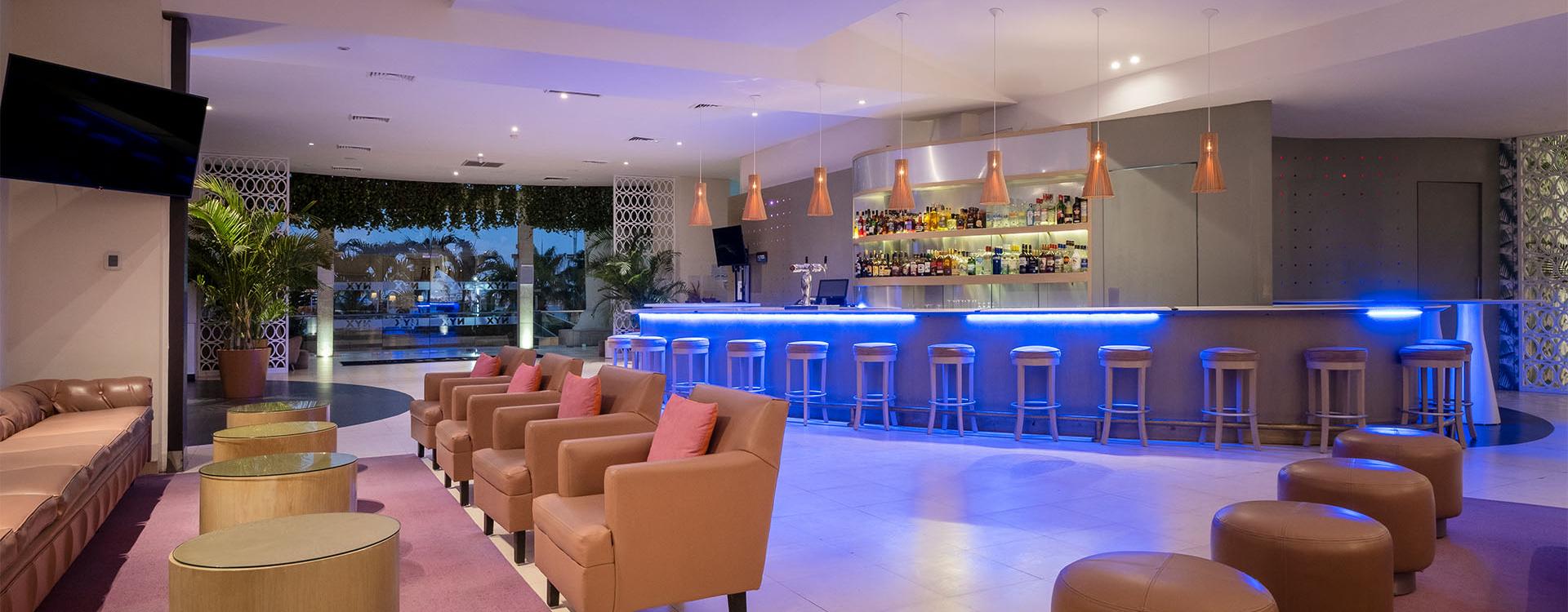 Lobby Bar HOTEL NYX CANCUN Cancún Lobby Bar HOTEL NYX CANCUN Cancún