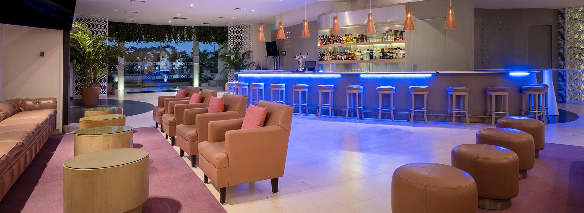 Lobby bar Hotel NYX Cancún Cancun Lobby bar Hotel NYX Cancún Cancun