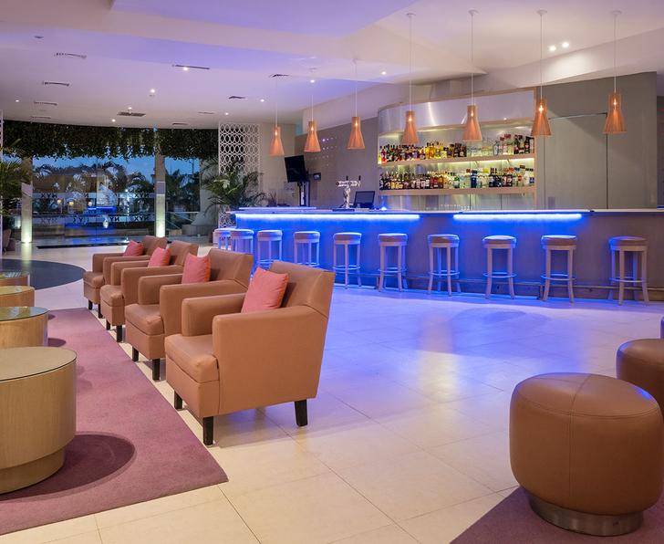 Lobby Bar Hotel NYX Cancún Cancun Lobby Bar Hotel NYX Cancún Cancun
