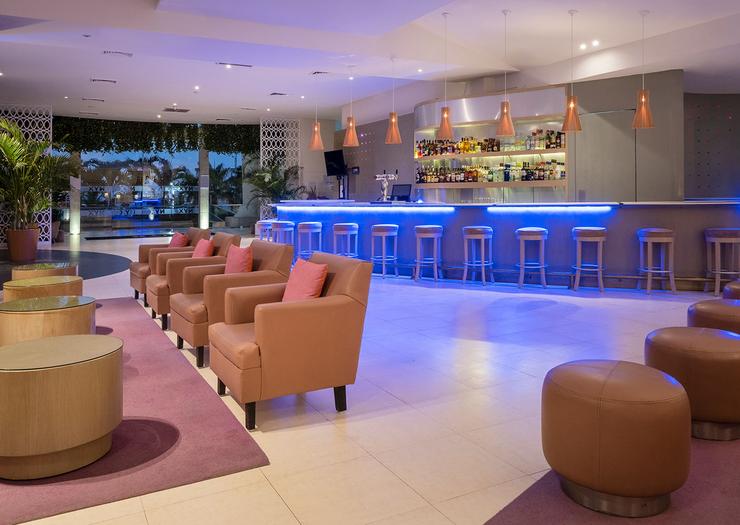Lobby Bar HOTEL NYX CANCUN Cancún Lobby Bar HOTEL NYX CANCUN Cancún