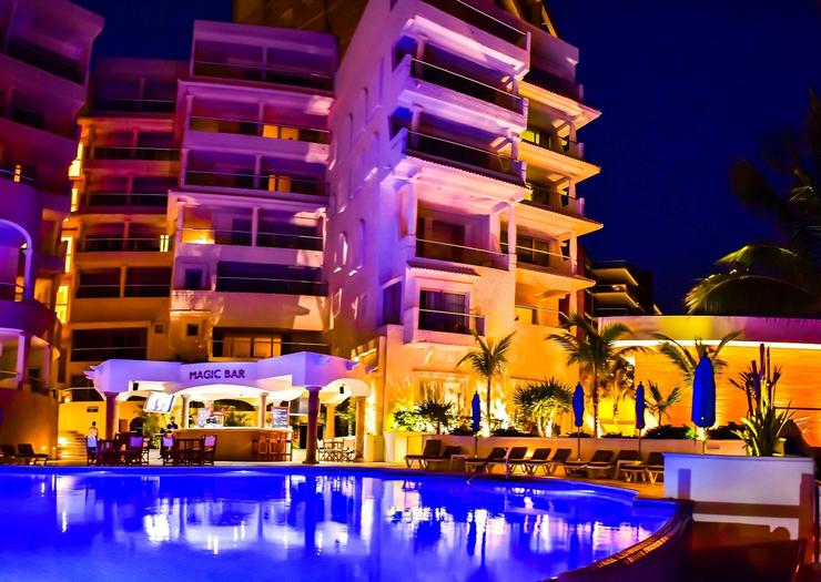 Magic Bar HOTEL NYX CANCUN Cancún Magic Bar HOTEL NYX CANCUN Cancún
